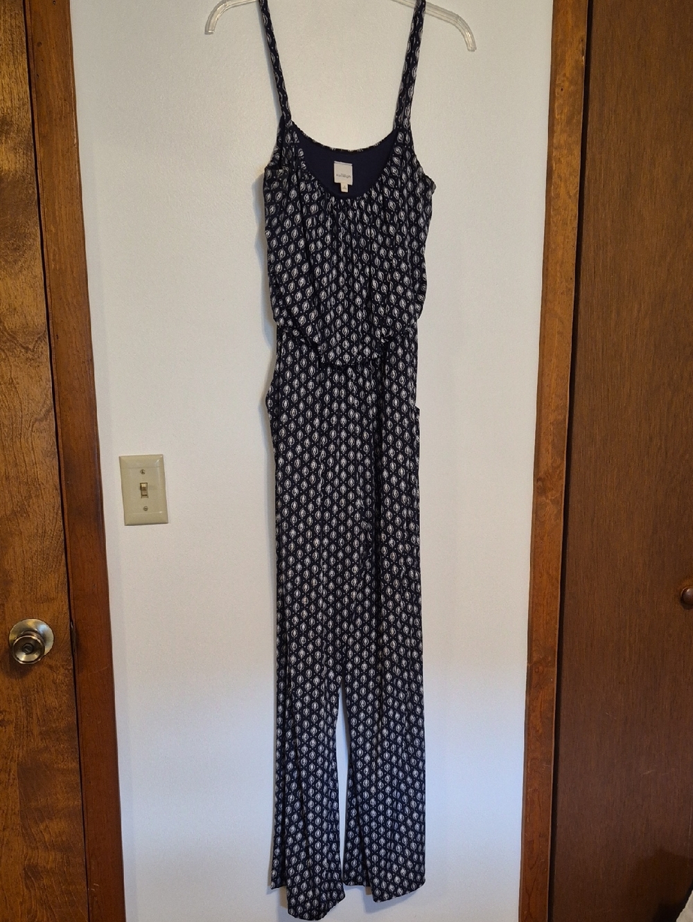 Kaileigh Navy Printed Spaghetti-Strap Jumpsuit SZ M